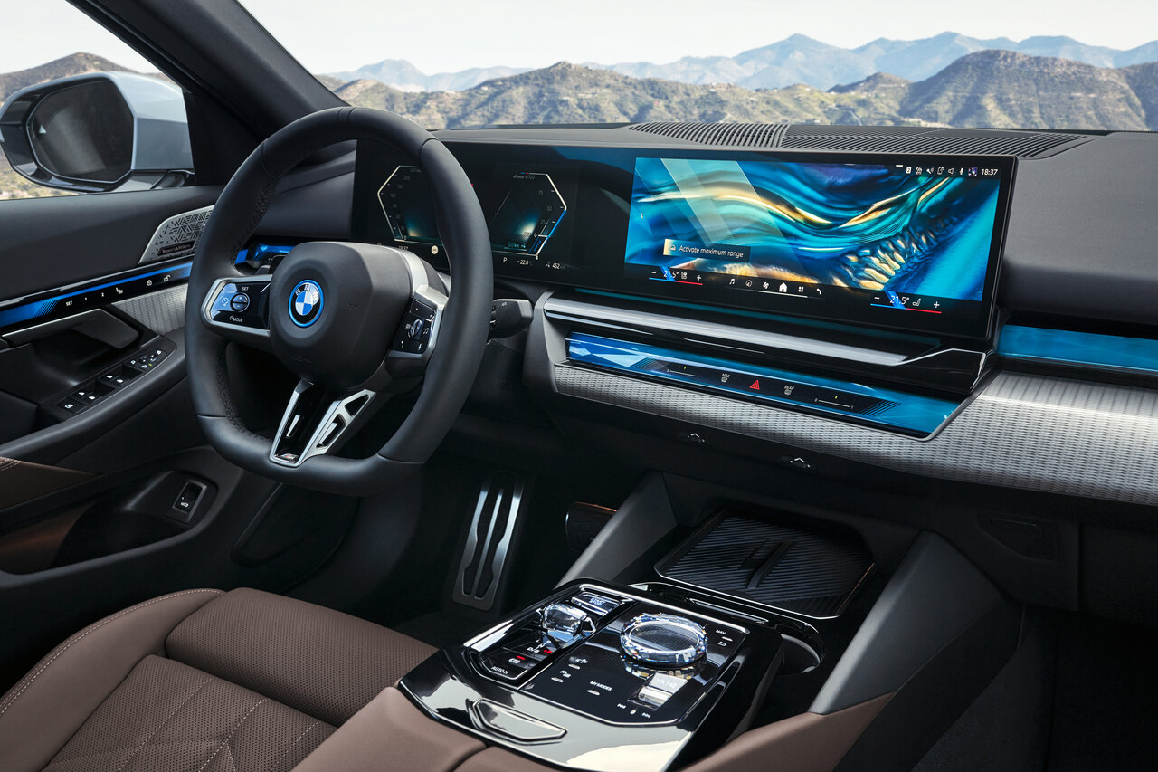 BMW i5 Cockpit